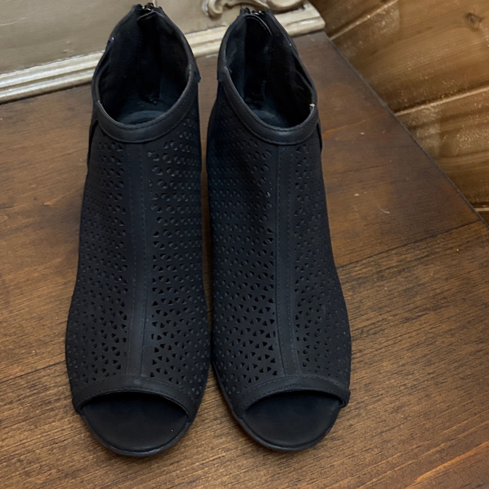 Easy Street Black Peep-Toe Ankle Booties